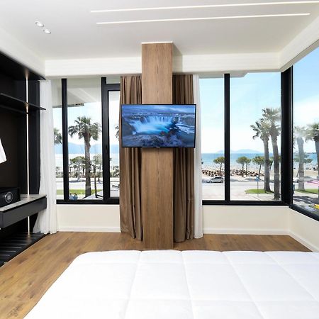 Hotel Adore Vlorë Extérieur photo