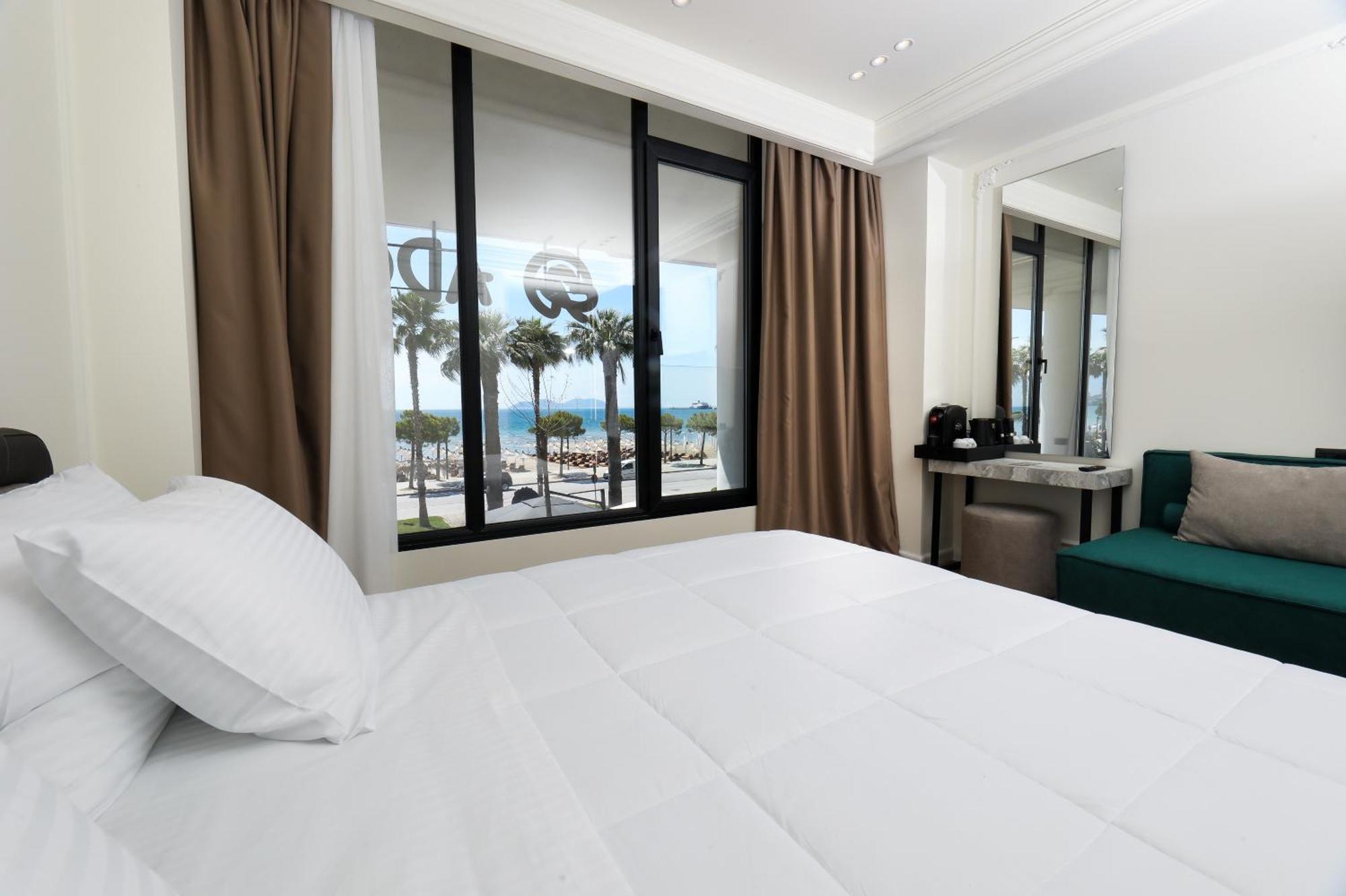 Hotel Adore Vlorë Extérieur photo